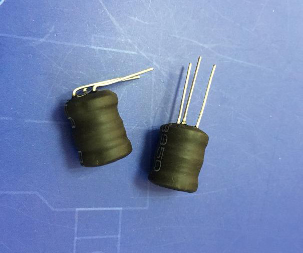 THREE-PIN RADIAL TYPE INDUCTOR
